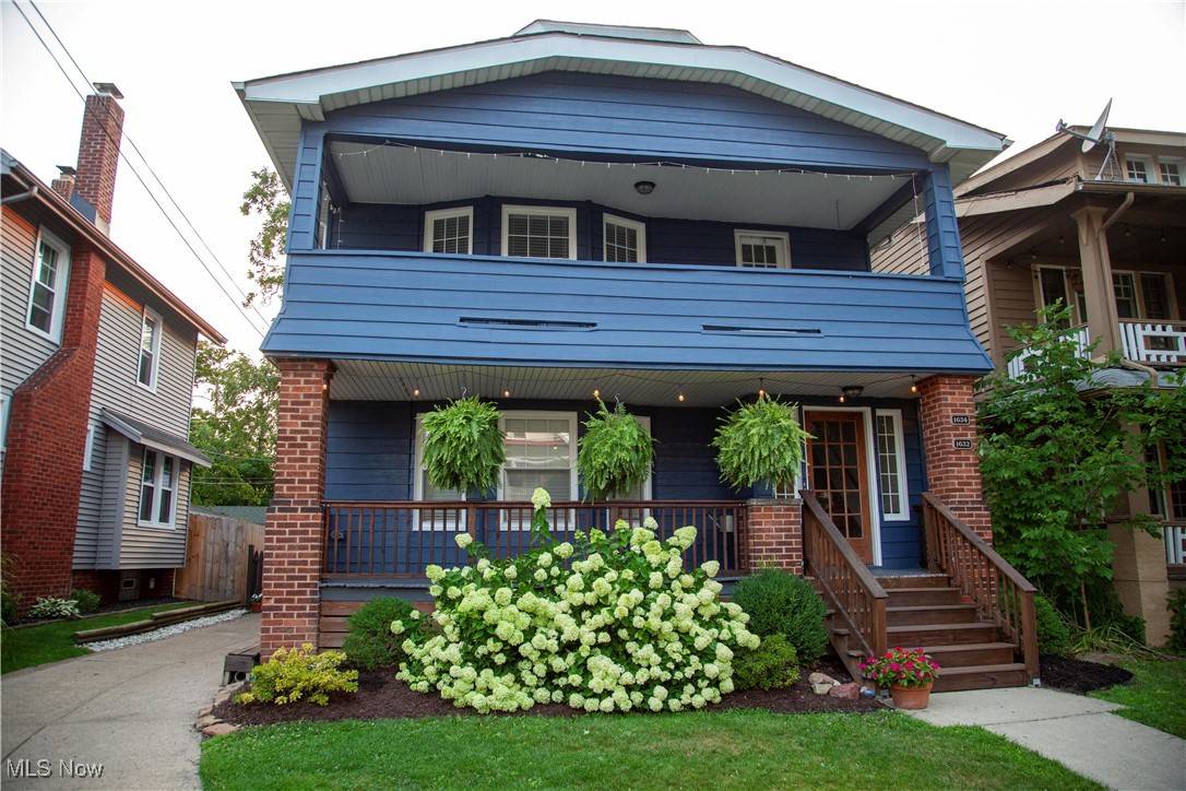 Lakewood, OH 44107,1632-1634 Larchmont AVE