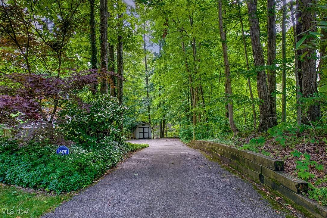 Akron, OH 44333,756 Treecrest DR