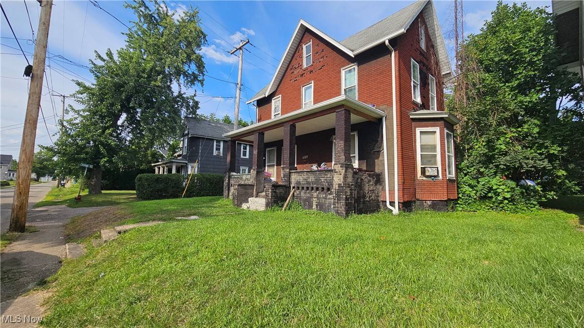 Canton, OH 44705,1338 Maple AVE NE