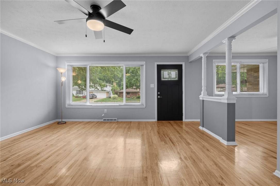 Parma, OH 44134,1778 Oaklawn DR