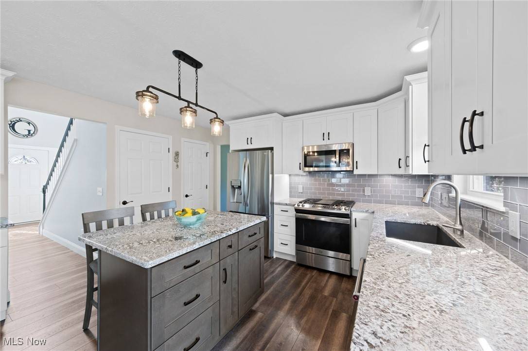 Copley, OH 44321,562 Brookstone CT