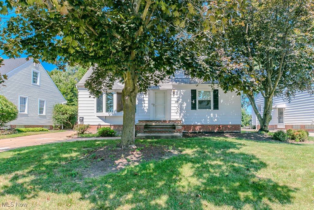 Mayfield Heights, OH 44124,5843 Circle DR