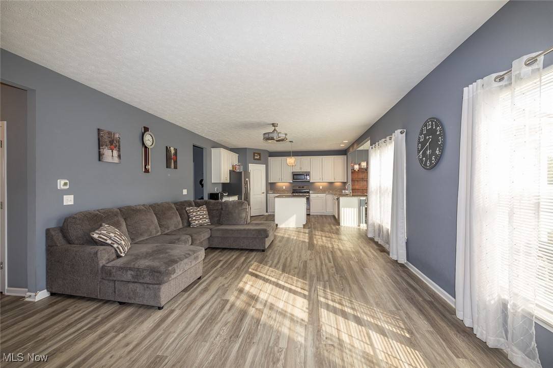 Lorain, OH 44053,4360 Weathervane DR