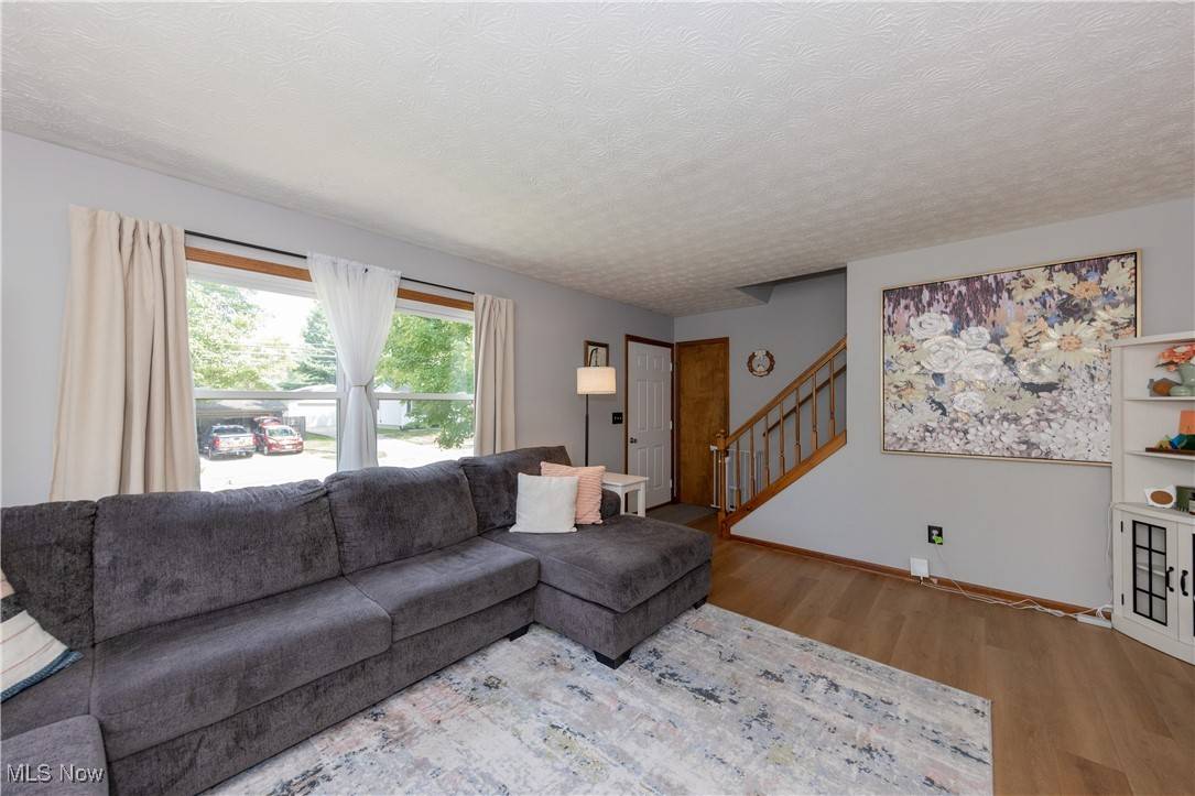 Cuyahoga Falls, OH 44221,1704 Northmoreland BLVD