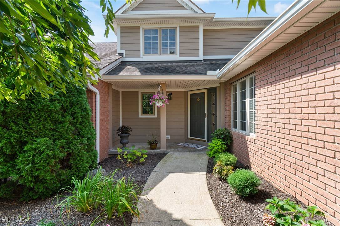 Canton, OH 44718,6322 Augusta AVE NW