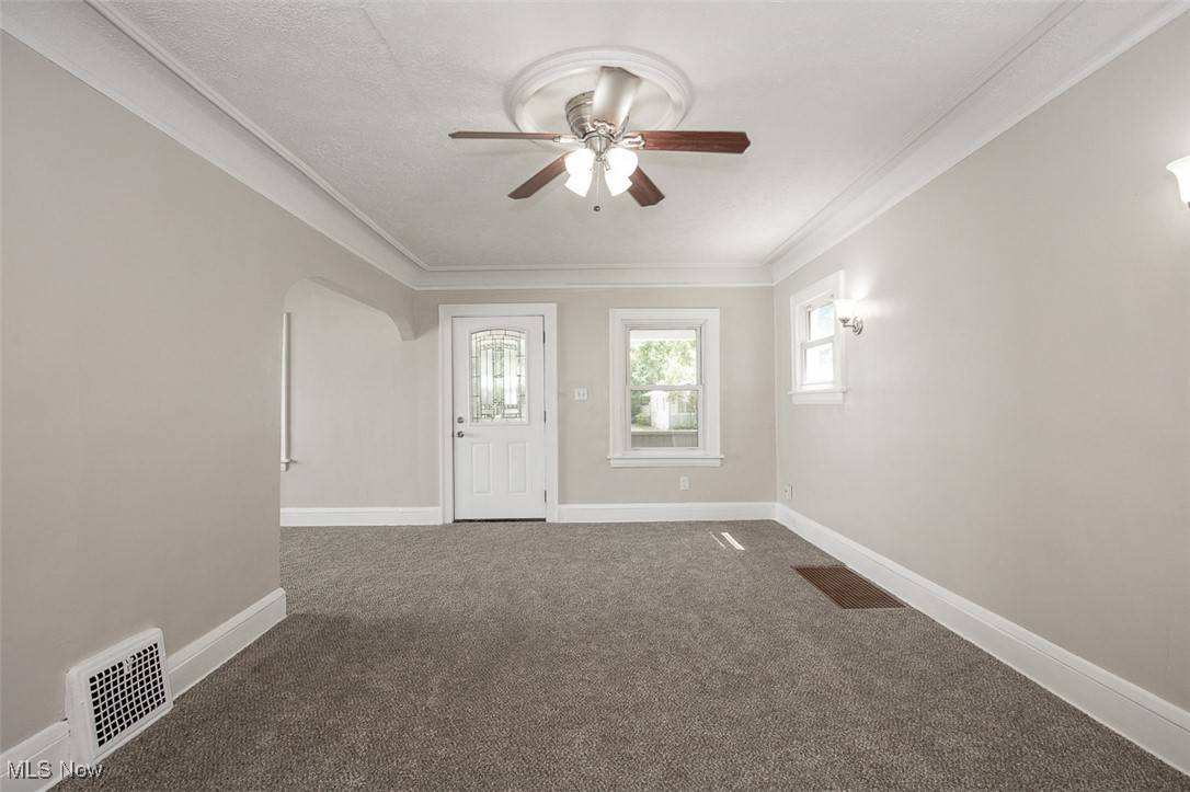 Akron, OH 44320,976 Valdes AVE