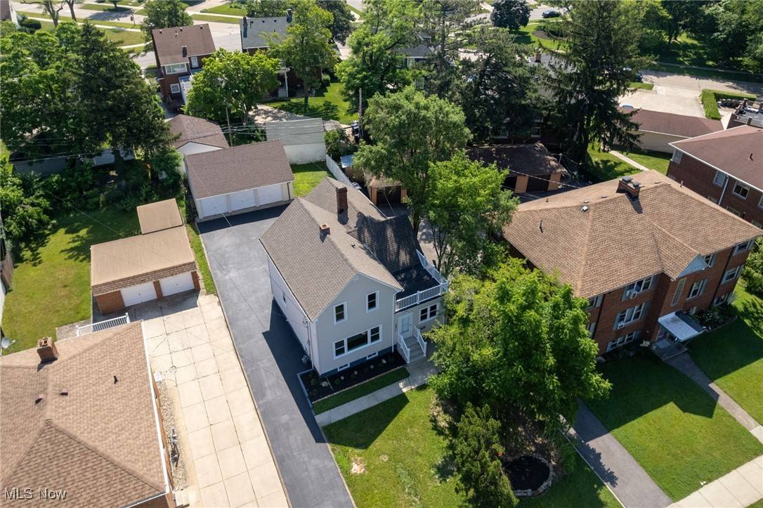 Parma, OH 44129,6227 Ridge RD