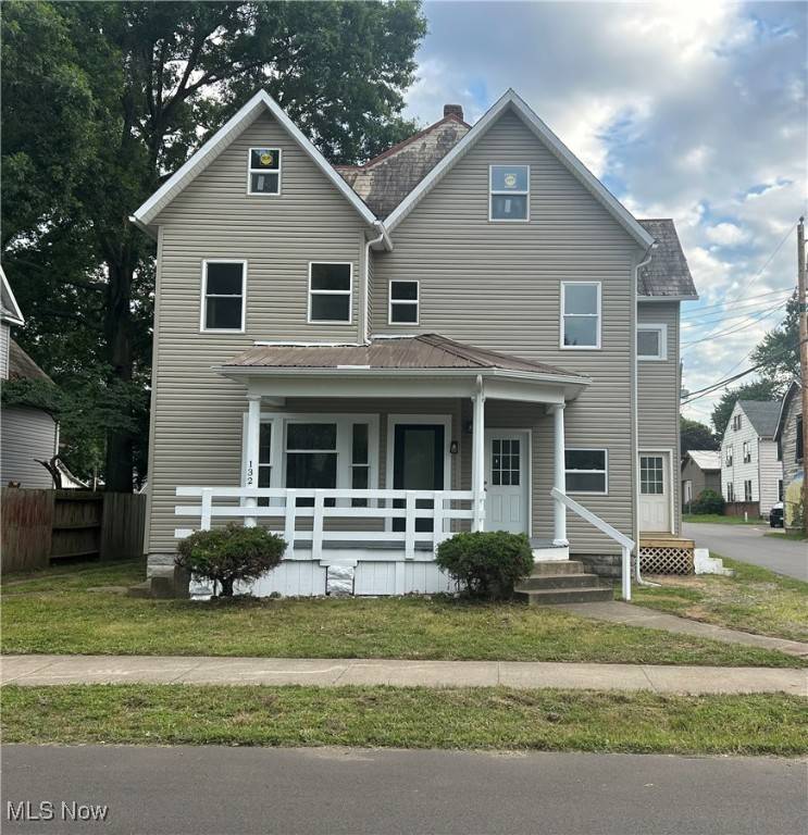 New Philadelphia, OH 44663,132 North AVE NE