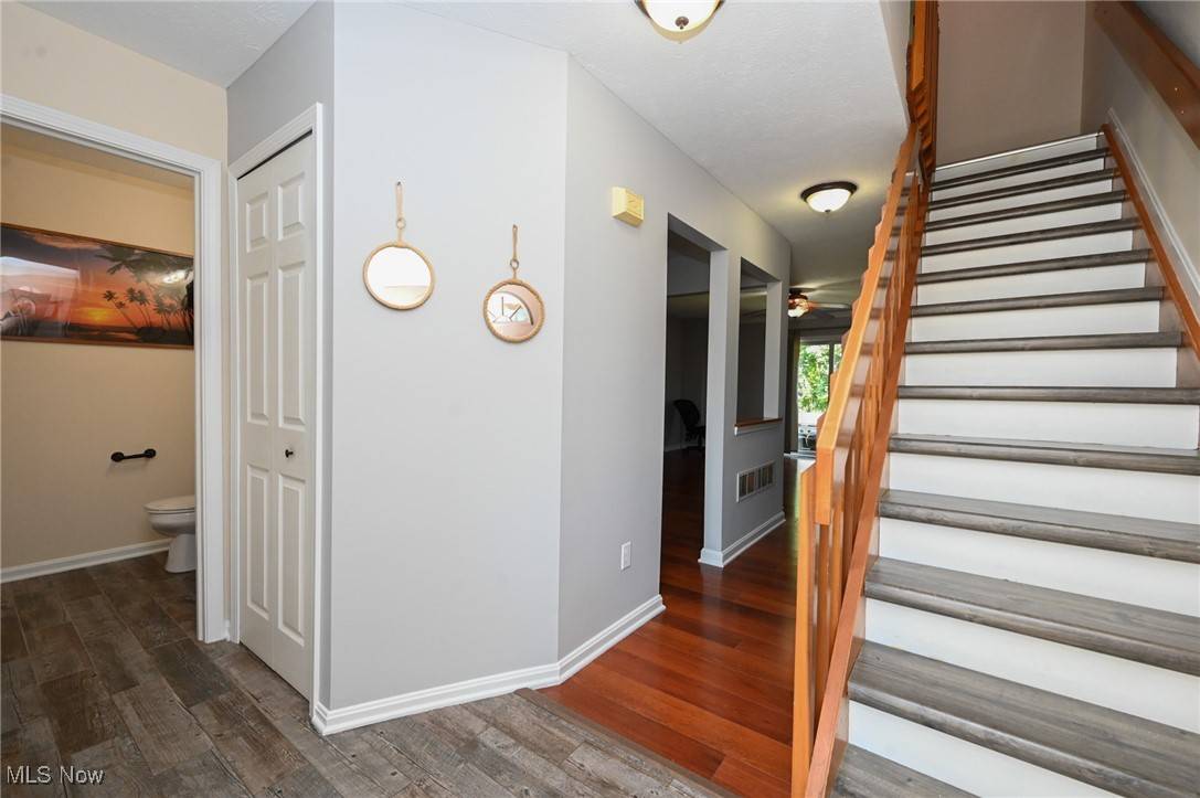Brunswick, OH 44212,655 Almas CT