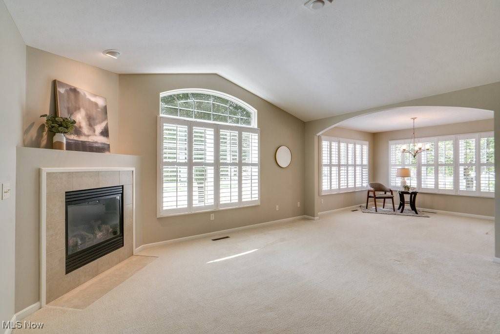 Dalton, OH 44618,284 Woodbury CIR