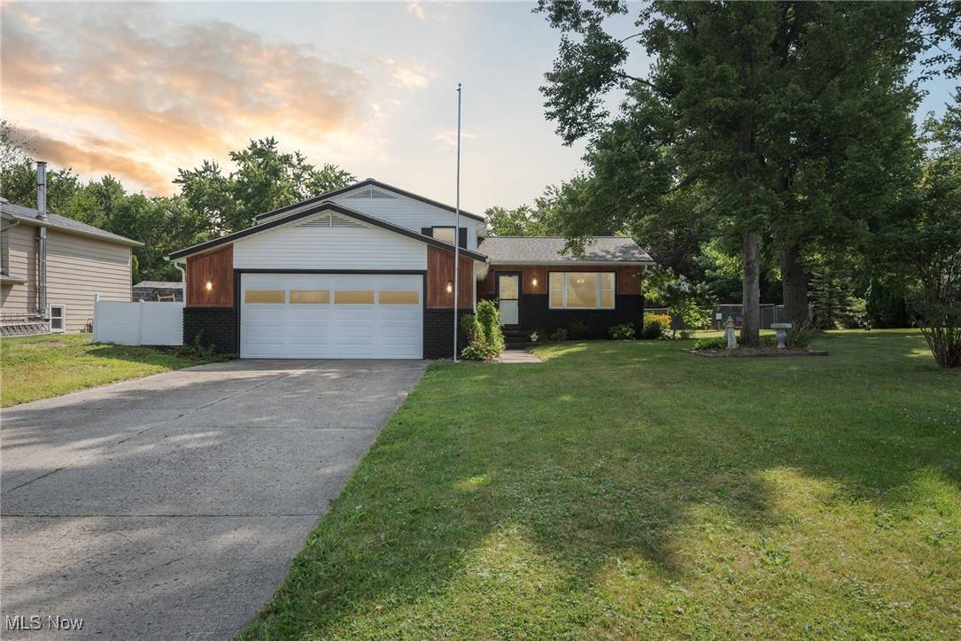 Streetsboro, OH 44241,9802 S Delemonte BLVD