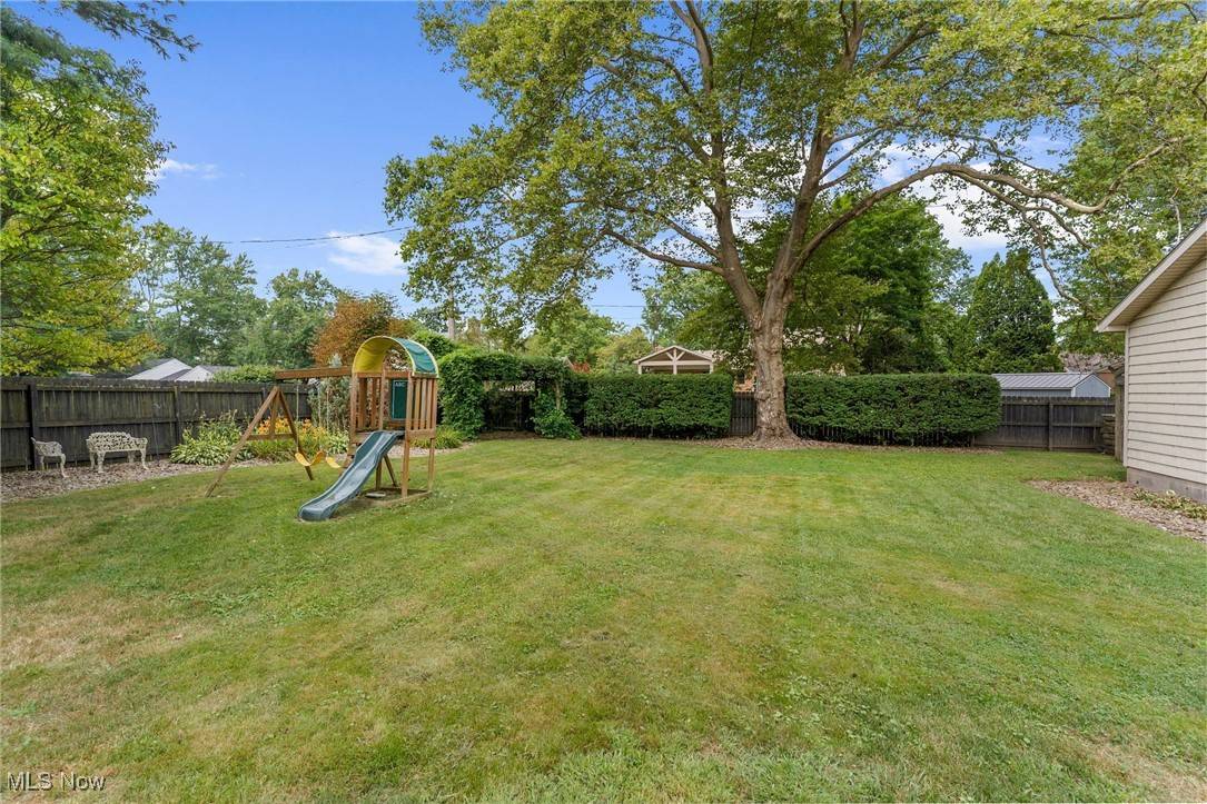 Warren, OH 44483,331 Golf DR NE