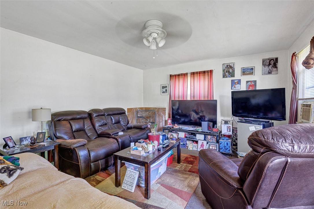 Cleveland, OH 44135,13505 Highlandview AVE