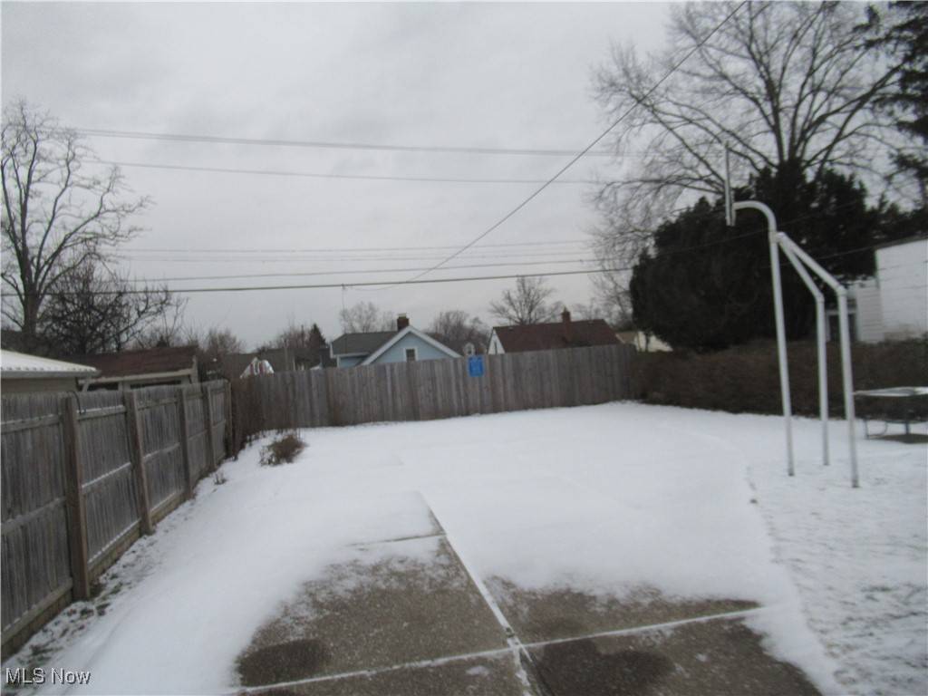 Parma, OH 44134,2506 Fortune AVE