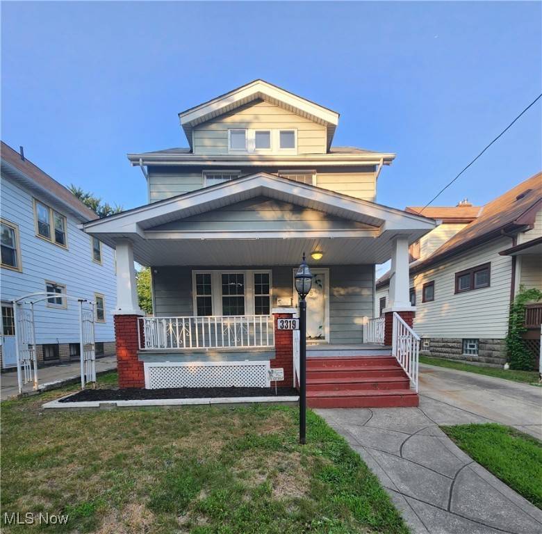 Cleveland, OH 44111,3319 W 127th ST