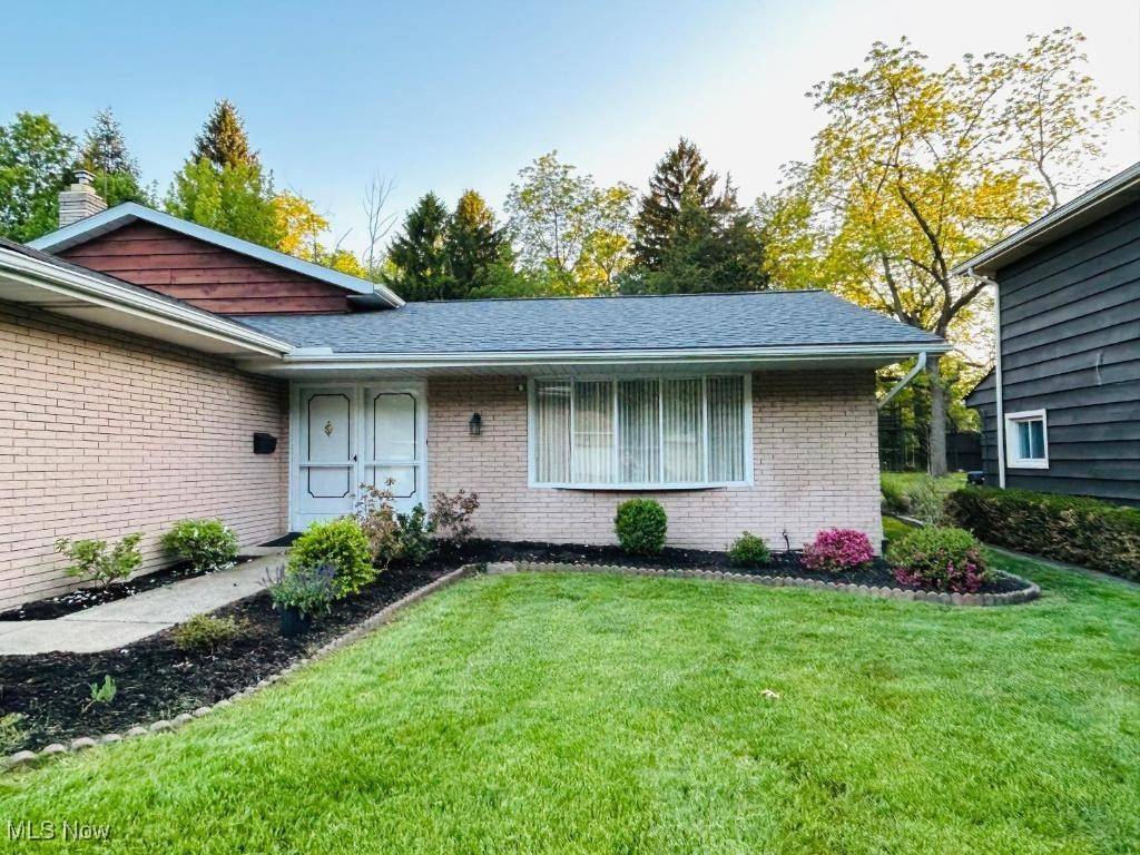 South Euclid, OH 44121,968 Carlone PL