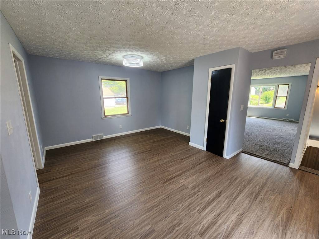 Niles, OH 44446,218 Scott AVE
