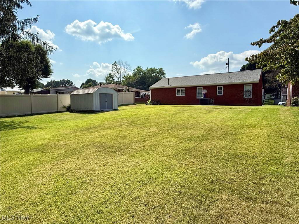 Vienna, WV 26105,2816 14th AVE