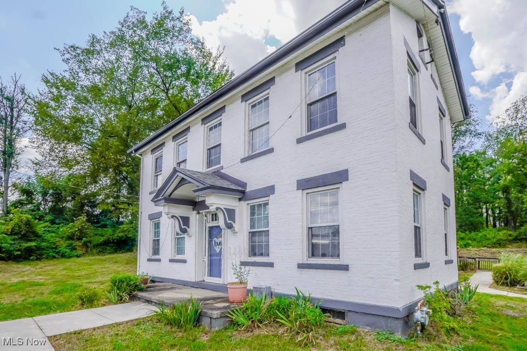 Canton, OH 44721,5901 Market AVE N
