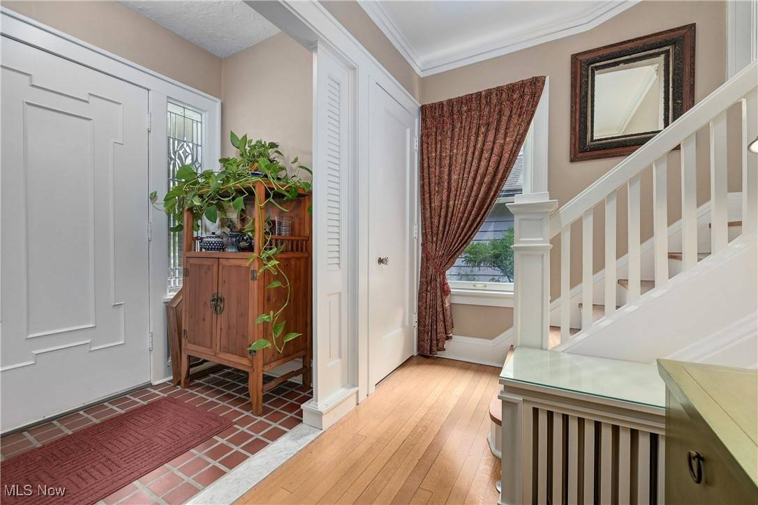 Cleveland Heights, OH 44106,2225 N Saint James