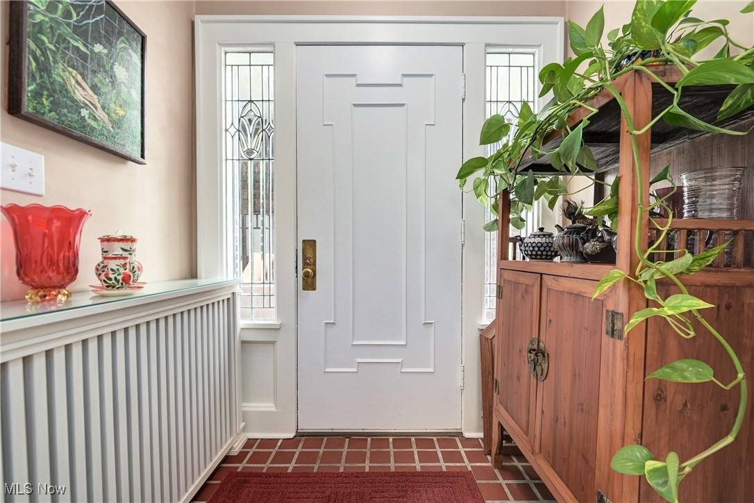 Cleveland Heights, OH 44106,2225 N Saint James