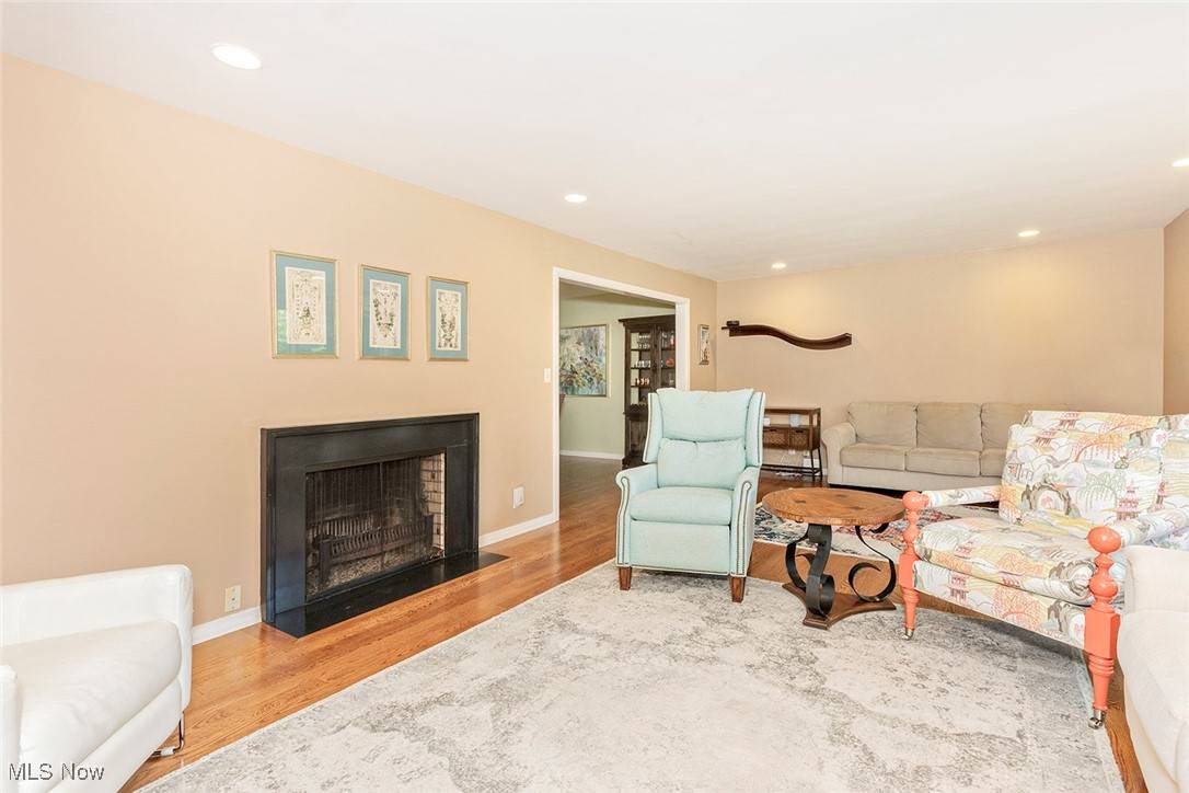 Shaker Heights, OH 44120,2978 Winthrop RD