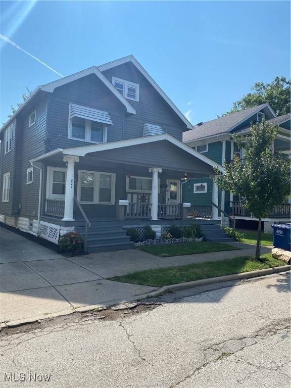 Lakewood, OH 44107,Address not disclosed
