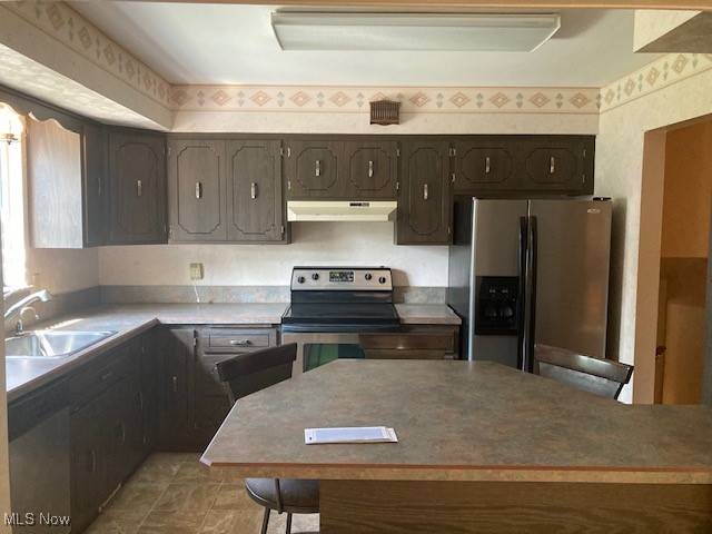 Parma, OH 44129,5404 Kenyon DR