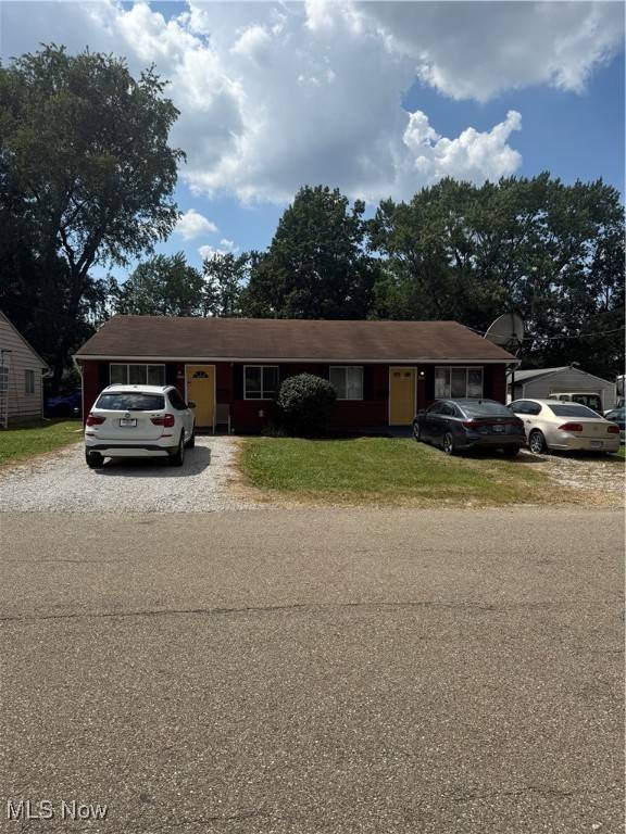 Canton, OH 44705,3023 Bollinger AVE NE