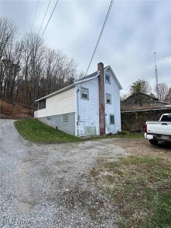 Uhrichsville, OH 44683,6813 Superior RD SE
