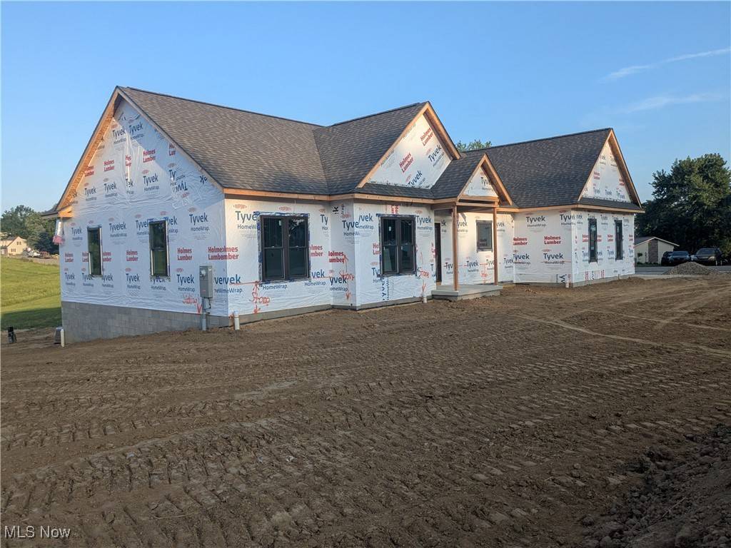 Bolivar, OH 44612,379 Olde Orchard DR NE