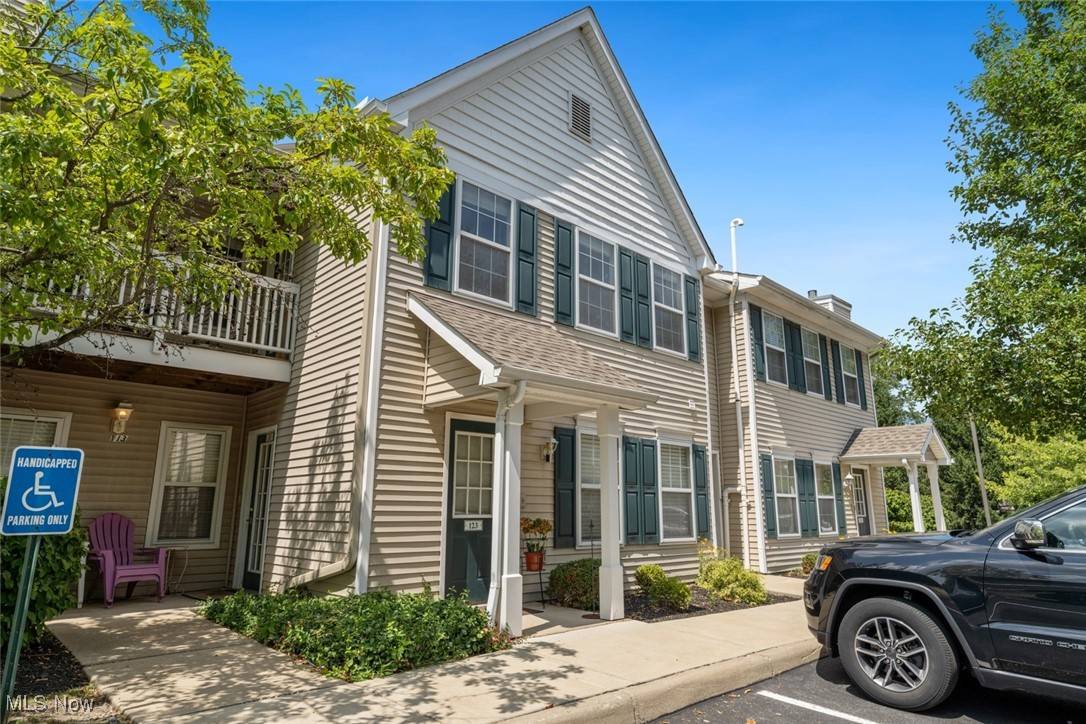 Westlake, OH 44145,28340 Center Ridge RD #123