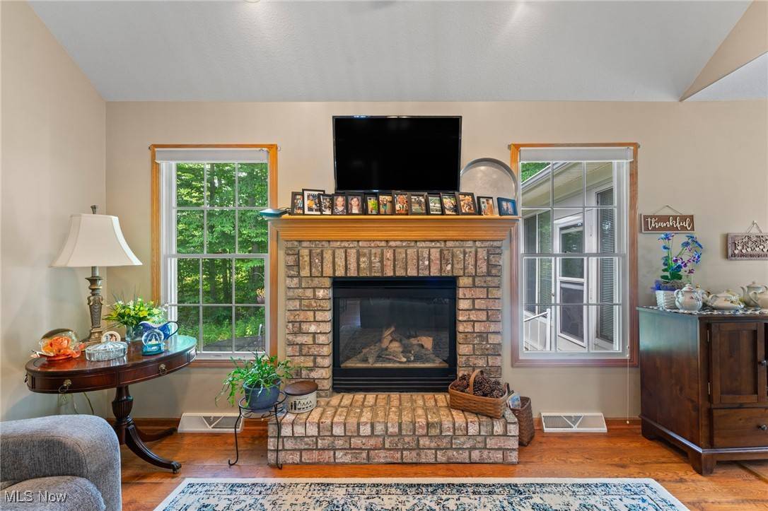Poland, OH 44514,7007 Clingan RD #5