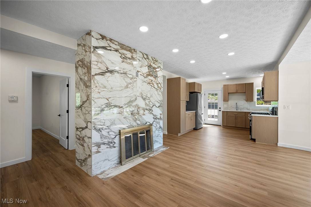 Seven Hills, OH 44131,1599 Hillside RD
