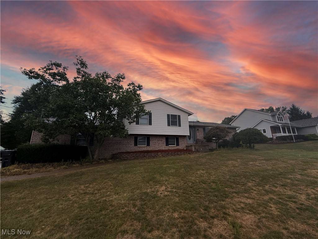 Canfield, OH 44406,9 Willow WAY