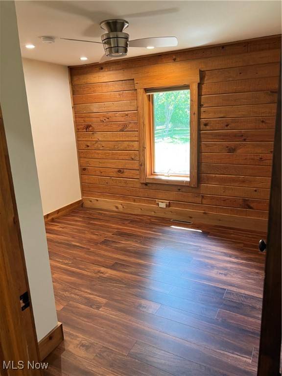 Wadsworth, OH 44281,115 Hatch RD