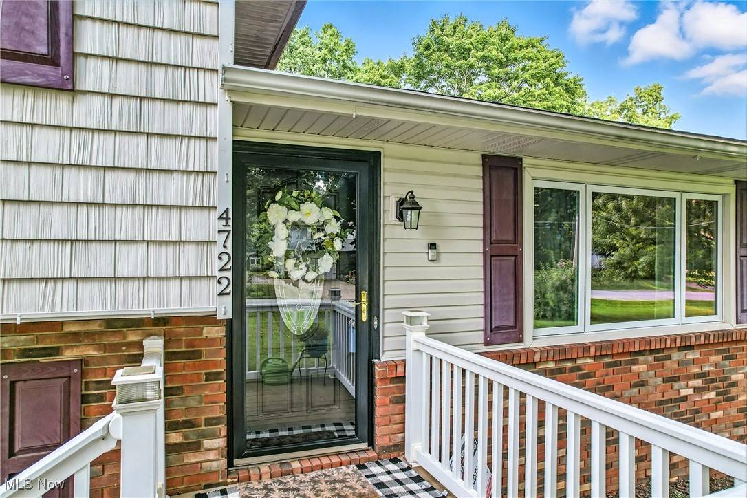 Uniontown, OH 44685,4722 Mars RD