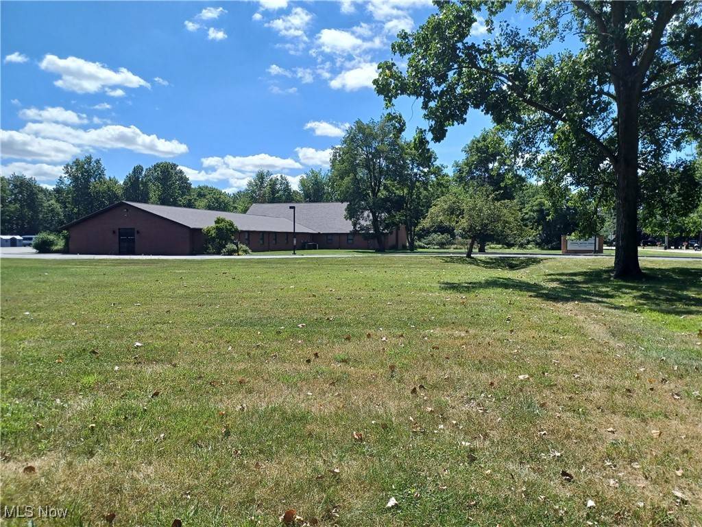 Middleburg Heights, OH 44130,6689 Fry RD