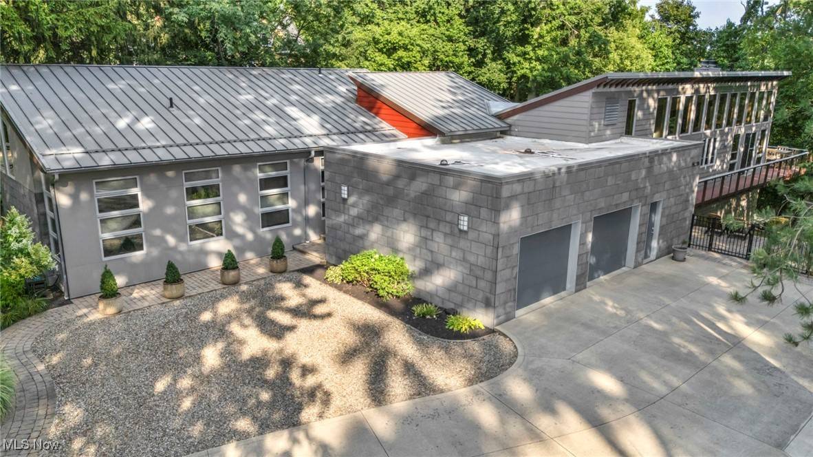 Willoughby, OH 44094,36620 Ridge RD