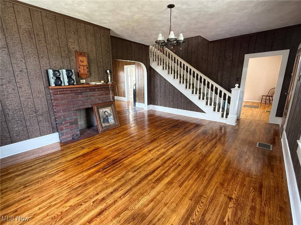 New Matamoras, OH 45767,907 Park AVE