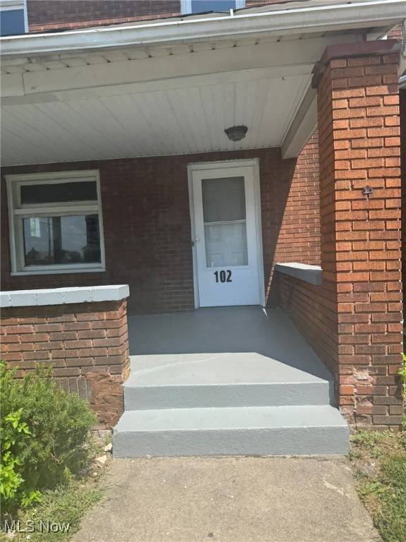 Youngstown, OH 44507,102 E Boston AVE