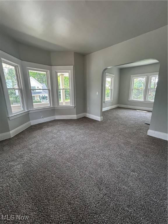 Cleveland, OH 44104,9617 Stoughton AVE