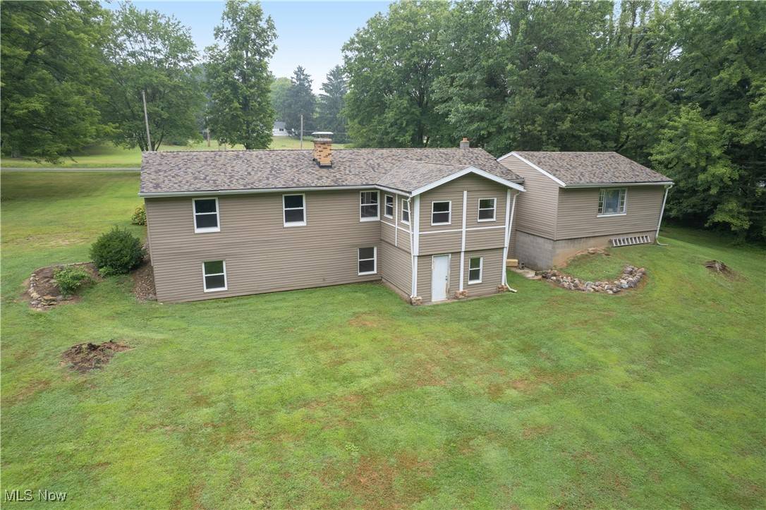 Mantua, OH 44255,5372 Mennonite RD