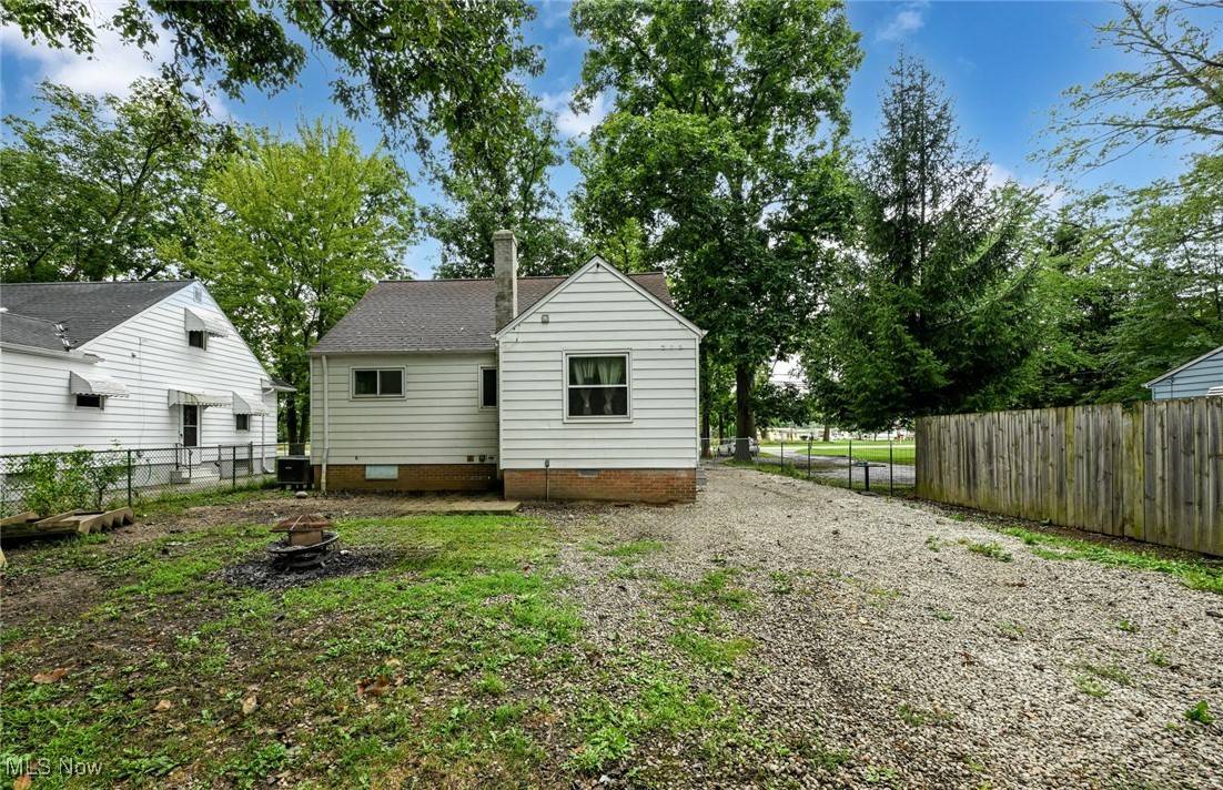 Olmsted Falls, OH 44138,26856 Bagley RD