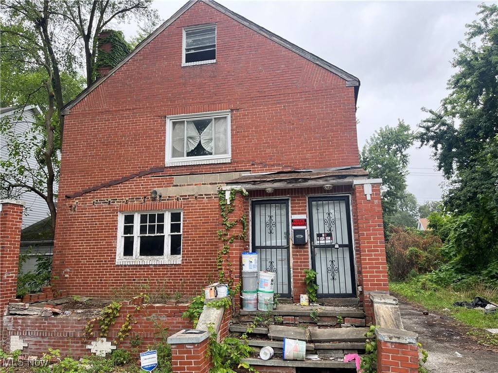 Cleveland, OH 44120,3379 E 130th ST