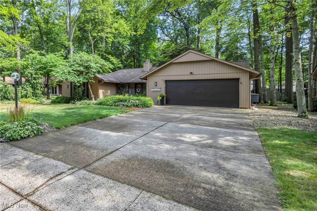 Strongsville, OH 44149,10353 Oak Branch TRL