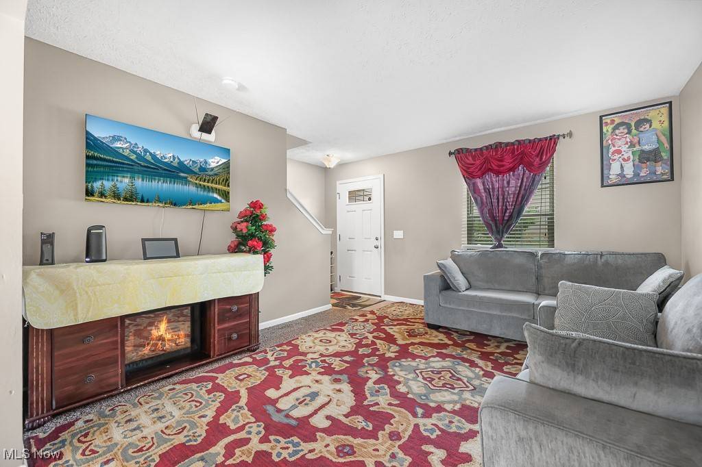 Tallmadge, OH 44278,106 Glenwood CIR