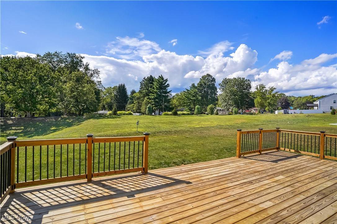 Norton, OH 44203,3923 Higgins DR