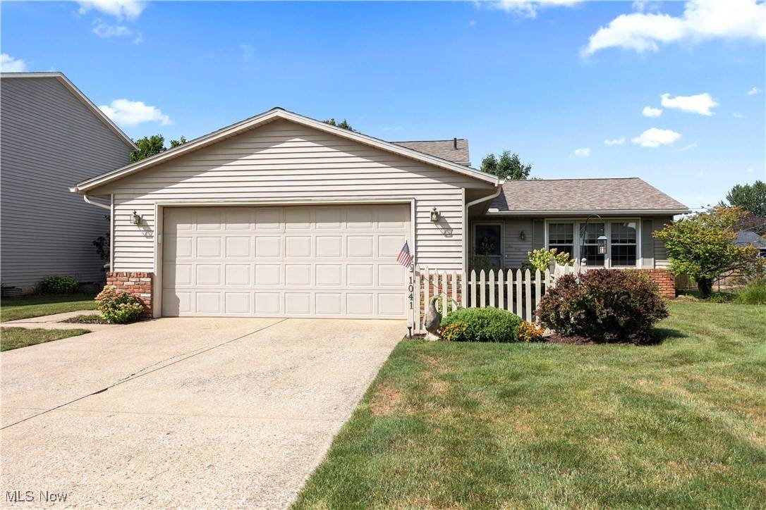 Grafton, OH 44044,1041 Plymouth DR