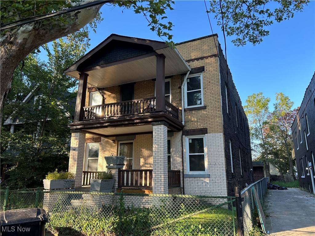 Cleveland, OH 44103,1110 E 64th ST